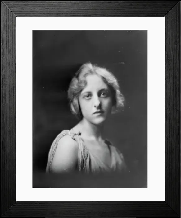 Framed Print : Miss Lindey Lenton, portrait photograph, 1919 Sept. 30. Creator: Arnold Genthe Framed Print : Miss Lindey Lenton, portrait photograph, 1919 Sept. 30. Creator: Arnold Genthe