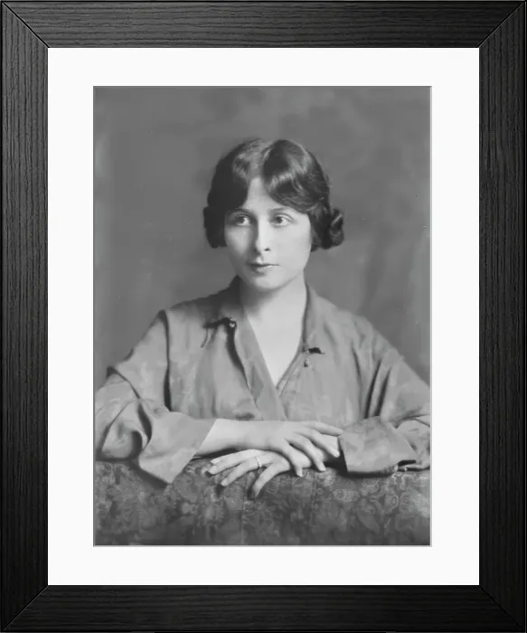 Framed Print : Mrs. H. Lieles, portrait photograph, 1918 Apr. 25. Creator: Arnold Genthe Framed Print : Mrs. H. Lieles, portrait photograph, 1918 Apr. 25. Creator: Arnold Genthe