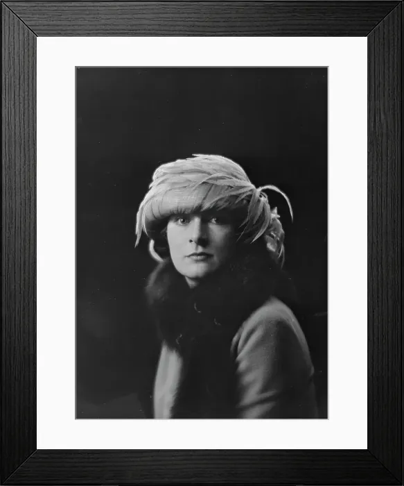 Framed Print : Mrs. J.E. Linde, portrait photograph, 1919 May 23. Creator: Arnold Genthe Framed Print : Mrs. J.E. Linde, portrait photograph, 1919 May 23. Creator: Arnold Genthe