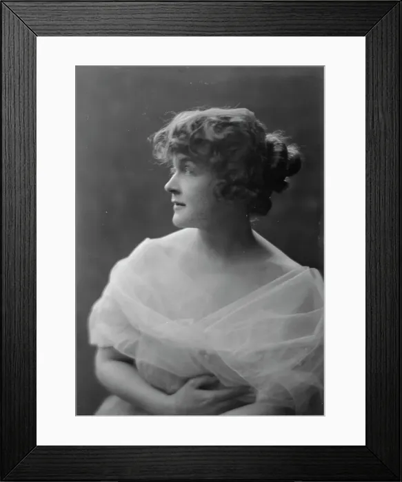 Framed Print : Mrs. Benjamin Lindsey, portrait photograph, 1917 Dec. 21. Creator: Arnold Genthe Framed Print : Mrs. Benjamin Lindsey, portrait photograph, 1917 Dec. 21. Creator: Arnold Genthe
