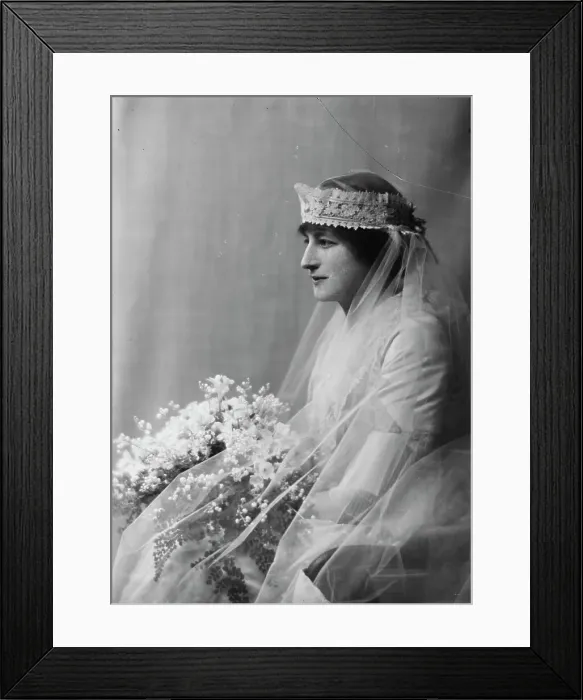 Framed Print : Miss M. Lord, (Mrs. James Kemp), portrait photograph, 1918 Jan. 26. Creator: Arnold Genthe Framed Print : Miss M. Lord, (Mrs. James Kemp), portrait photograph, 1918 Jan. 26. Creator: Arnold Genthe