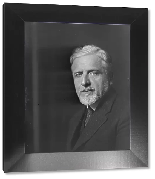 Dr. Marot, portrait photograph, 1918 Oct. 29. Creator: Arnold Genthe