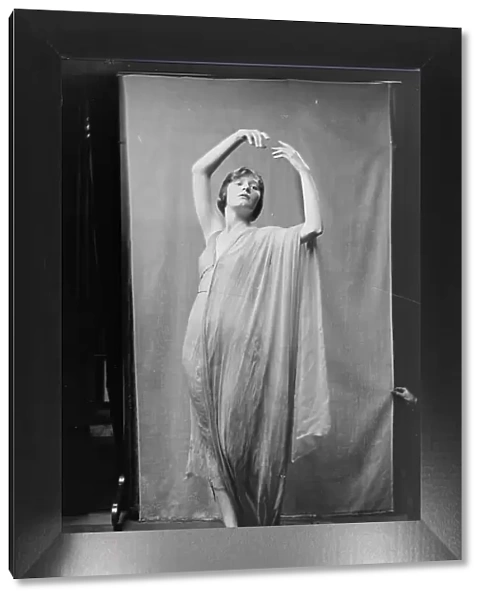 Miss Margaret McKenzie, 1919 Oct. Creator: Arnold Genthe