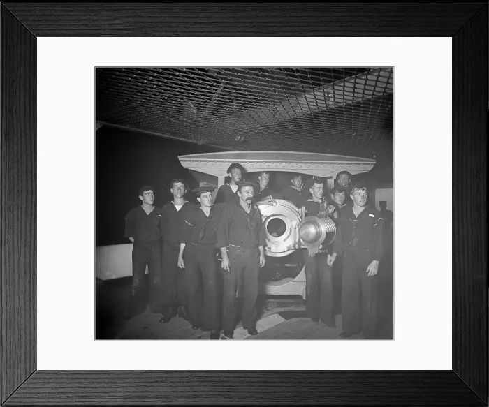Framed Print : U.S.S. New York, breech of 8 inch gun and crew, (1899?). Creator: Unknown Framed Print : U.S.S. New York, breech of 8 inch gun and crew, (1899?). Creator: Unknown