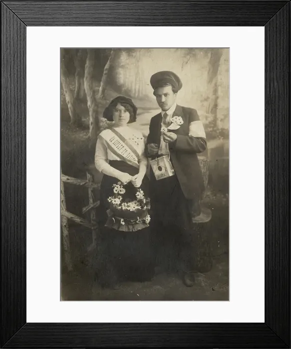 Framed Print : A young married couple, participants in the To Fight Consumption campaign, 1913. Creator: Unknown Framed Print : A young married couple, participants in the To Fight Consumption campaign, 1913. Creator: Unknown