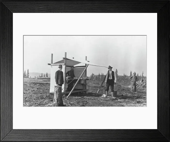 Framed Print : Lemonade stand Mr. Hersey, Prop. and Mr. O'Reilly, 1916. Creator: Unknown Framed Print : Lemonade stand Mr. Hersey, Prop. and Mr. O'Reilly, 1916. Creator: Unknown
