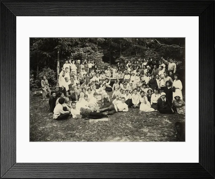 Framed Print : Jewish Pedagogical College and Agricultural School - General meeting, Minsk, 1922-1923. Creator: Unknown Framed Print : Jewish Pedagogical College and Agricultural School - General meeting, Minsk, 1922-1923. Creator: Unknown