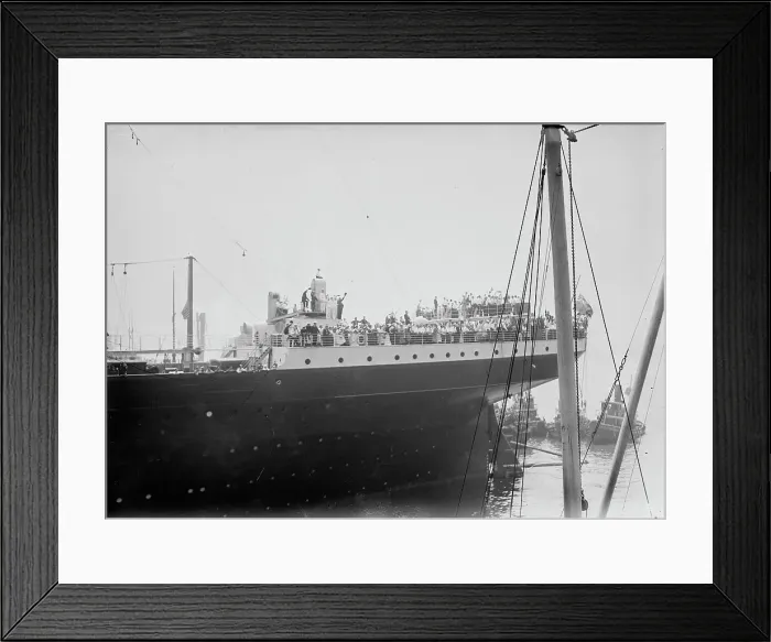 Framed Print : Belgian reservists on ADRIATIC, between c1914 and c1915. Creator: Bain News Service Framed Print : Belgian reservists on ADRIATIC, between c1914 and c1915. Creator: Bain News Service