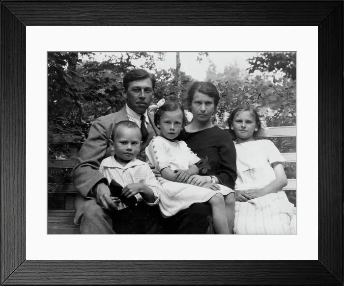 Framed Print : Briner Julius with his aunt Vera Dmitrievna Briner, uncle Felix Yulievich Briner, with his... 1924. Creator: Unknown Framed Print : Briner Julius with his aunt Vera Dmitrievna Briner, uncle Felix Yulievich Briner, with his... 1924. Creator: Unknown