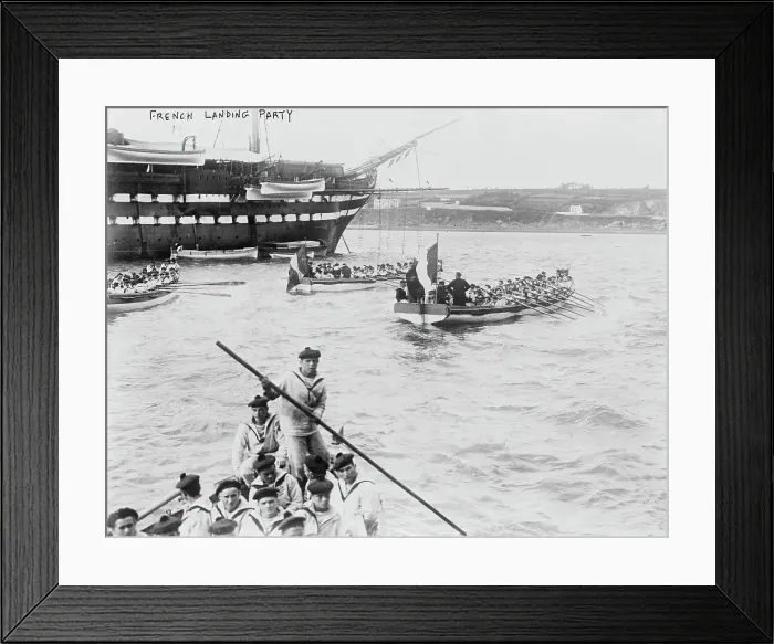 Framed Print : French Landing party, between c1914 and c1915. Creator: Bain News Service Framed Print : French Landing party, between c1914 and c1915. Creator: Bain News Service