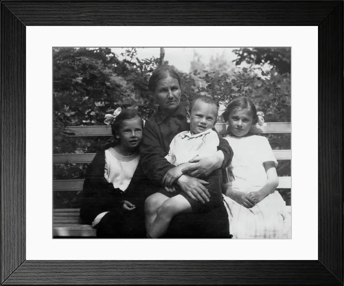 Framed Print : Briner Julius with his grandmother Anna Timofeevna Blagovidova, sisters Vera and Irina, 1924. Creator: Unknown Framed Print : Briner Julius with his grandmother Anna Timofeevna Blagovidova, sisters Vera and Irina, 1924. Creator: Unknown