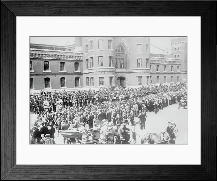 Framed Print : 48th Highlanders, 12th Infantry, & 10th Royal leave Toronto for camp, 1914. Creator: Bain News Service. 48th Highlanders, 12th Infantry, & 10th Royal leave Toronto for camp, 1914. Creator: Bain News Service Framed Print : 48th Highlanders, 12th Infantry, & 10th Royal leave Toronto for camp, 1914. Creator: Bain News Service. 48th Highlanders, 12th Infantry, & 10th Royal leave Toronto for camp, 1914. Creator: Bain News Service