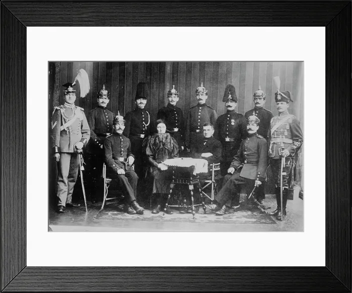 Framed Print : Junghanns & wife & soldier sons, 27 Aug 1914. Creator: Bain News Service. Junghanns & wife & soldier sons, 27 Aug 1914. Creator: Bain News Service Framed Print : Junghanns & wife & soldier sons, 27 Aug 1914. Creator: Bain News Service. Junghanns & wife & soldier sons, 27 Aug 1914. Creator: Bain News Service