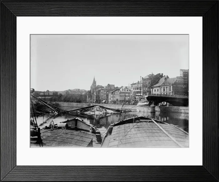 Framed Print : Wrecked bridge, Andenne, Belg. [i.e. Belgium], between c1914 and c1915. Creator: Bain News Service