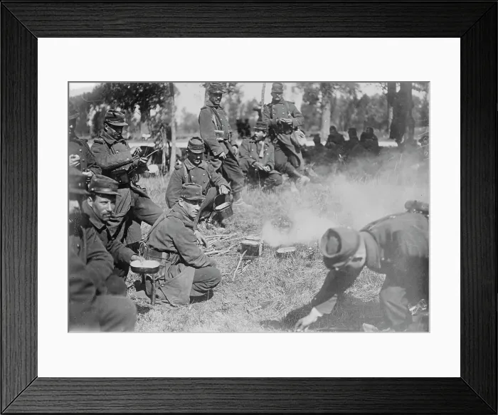 Framed Print : French soldiers eating soup on march, between c1914 and c1915. Creator: Bain News Service Framed Print : French soldiers eating soup on march, between c1914 and c1915. Creator: Bain News Service