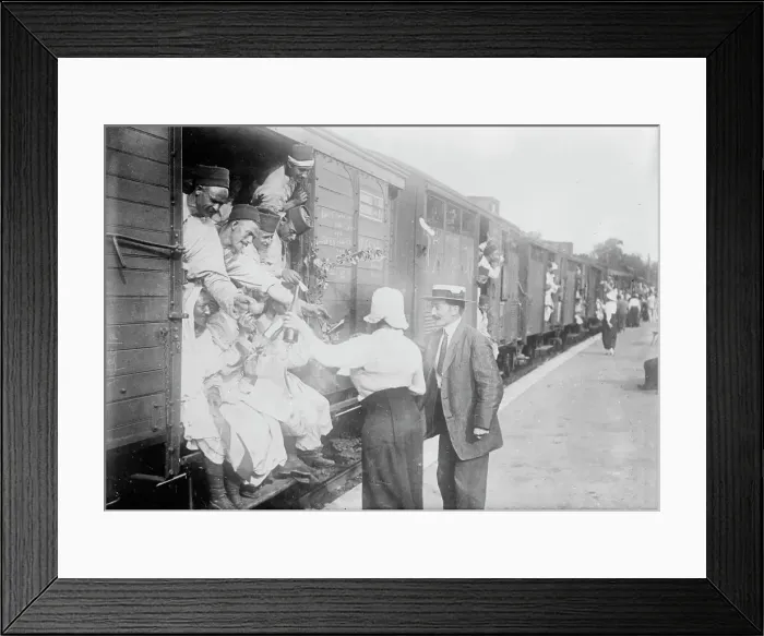 Framed Print : At Champigny, giving wine to Algerian troops, between c1914 and c1915. Creator: Bain News Service Framed Print : At Champigny, giving wine to Algerian troops, between c1914 and c1915. Creator: Bain News Service