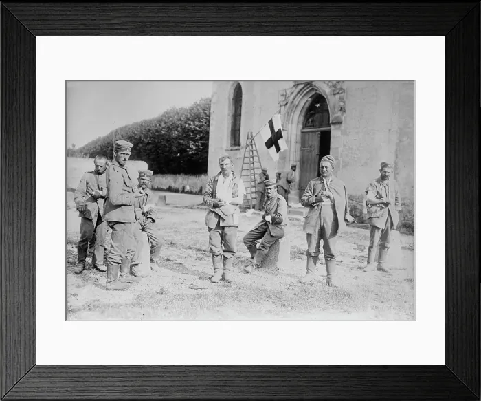 Framed Print : Neufmentier [i.e. Chauconin-Neufmontiers], German wounded prisoners, between c1914 and c1915. Creator: Bain News Service