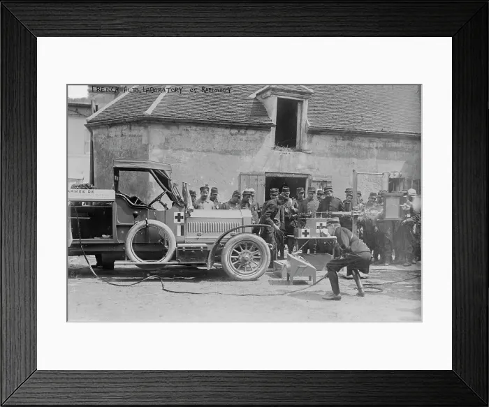 Framed Print : French Auto Laboratory of Radiology, 31 Oct 1914. Creator: Bain News Service Framed Print : French Auto Laboratory of Radiology, 31 Oct 1914. Creator: Bain News Service