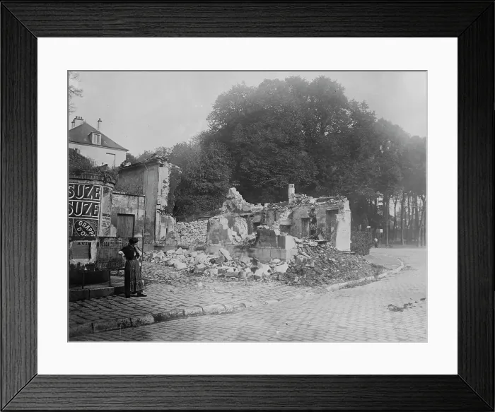 Framed Print : Senlis, Rue de la Republique, 1914. Creator: Bain News Service Framed Print : Senlis, Rue de la Republique, 1914. Creator: Bain News Service