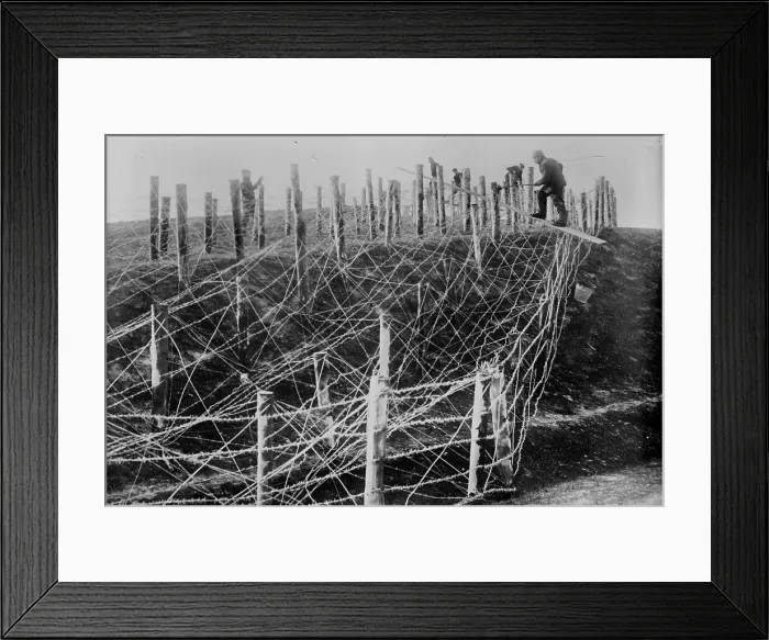 Framed Print : Germans fixing barbed wire tangle, between c1914 and c1915. Creator: Bain News Service Framed Print : Germans fixing barbed wire tangle, between c1914 and c1915. Creator: Bain News Service