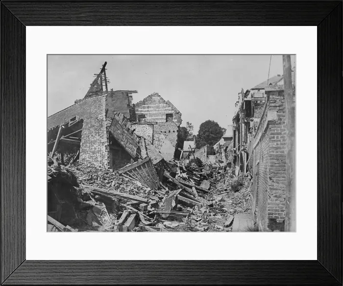 Framed Print : Somme district, between c1915 and 1918. Creator: Bain News Service Framed Print : Somme district, between c1915 and 1918. Creator: Bain News Service