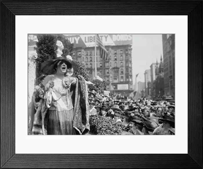 Framed Print : Farrar, 15 Apr 1918. Creator: Bain News Service Framed Print : Farrar, 15 Apr 1918. Creator: Bain News Service