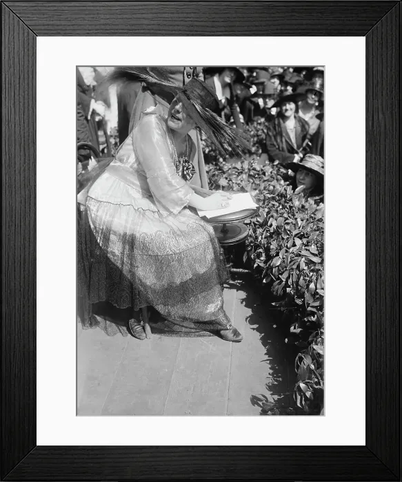 Framed Print : Farrar, 15 Apr 1918. Creator: Bain News Service Framed Print : Farrar, 15 Apr 1918. Creator: Bain News Service