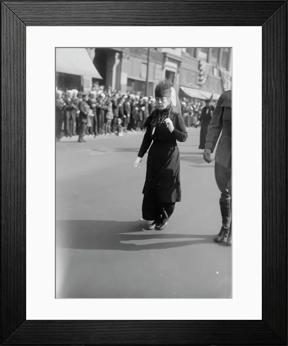 Framed Print : Mrs. Robt. Bacon, 18 Apr 1927. Creator: Bain News Service Framed Print : Mrs. Robt. Bacon, 18 Apr 1927. Creator: Bain News Service