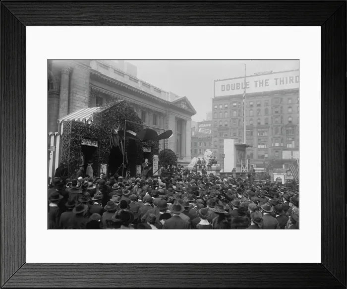 Framed Print : Liberty theater, April or May 1918. Creator: Bain News Service Framed Print : Liberty theater, April or May 1918. Creator: Bain News Service