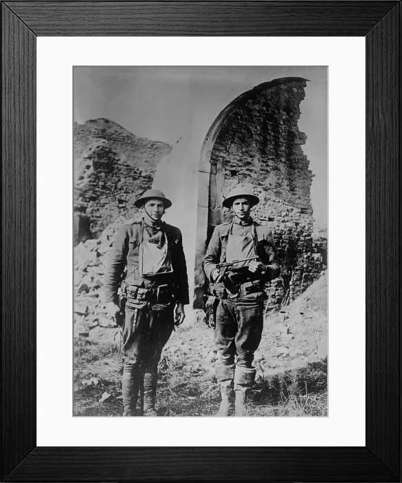 Framed Print : U.S. soldiers & German pistol, 11 Mar 1918. Creator: Bain News Service. U.S. soldiers & German pistol, 11 Mar 1918. Creator: Bain News Service Framed Print : U.S. soldiers & German pistol, 11 Mar 1918. Creator: Bain News Service. U.S. soldiers & German pistol, 11 Mar 1918. Creator: Bain News Service
