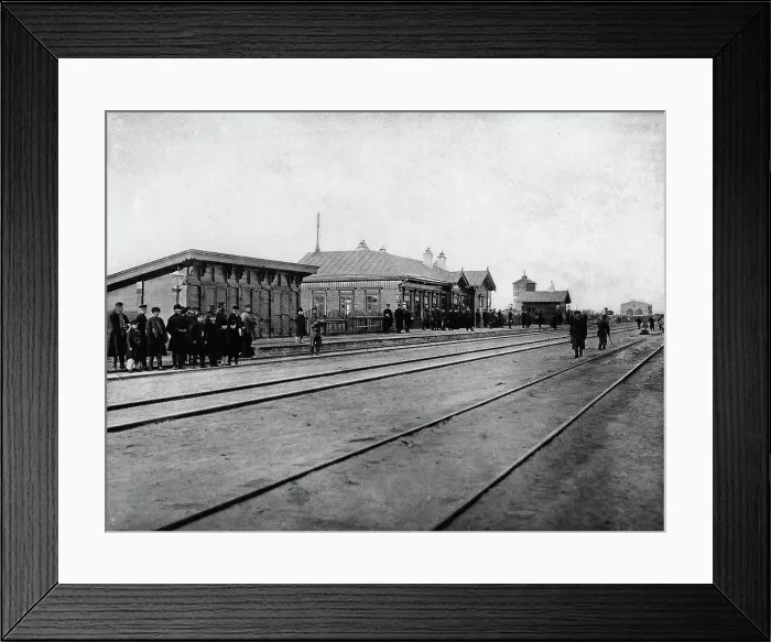 Framed Print : West-Siberian Railroad. Station of the Forth Class, Shumikha, 1892-1896. Creator: Unknown Framed Print : West-Siberian Railroad. Station of the Forth Class, Shumikha, 1892-1896. Creator: Unknown