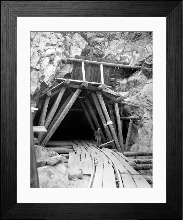 Framed Print : Tunnel Works, 1900-1904. Creator: Unknown Framed Print : Tunnel Works, 1900-1904. Creator: Unknown