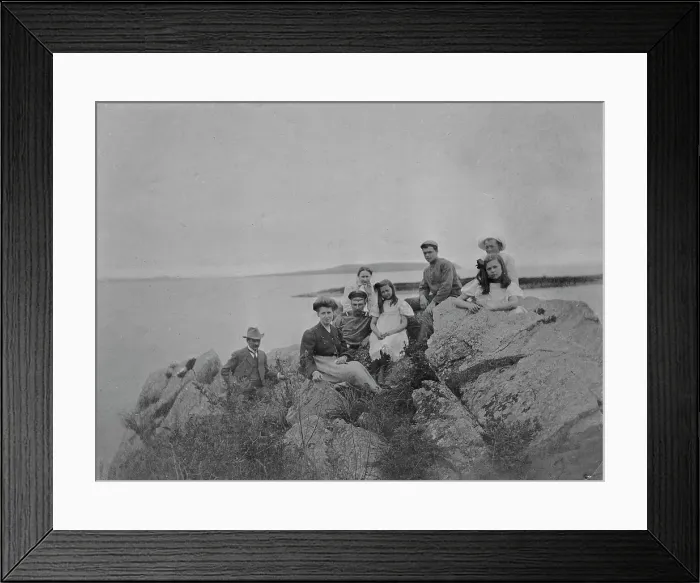 Framed Print : Briner Yuliy Ivanovich with his wife Natalya Iosifovna, children Leonid, Boris, Felix... 1900. Creator: Unknown Framed Print : Briner Yuliy Ivanovich with his wife Natalya Iosifovna, children Leonid, Boris, Felix... 1900. Creator: Unknown