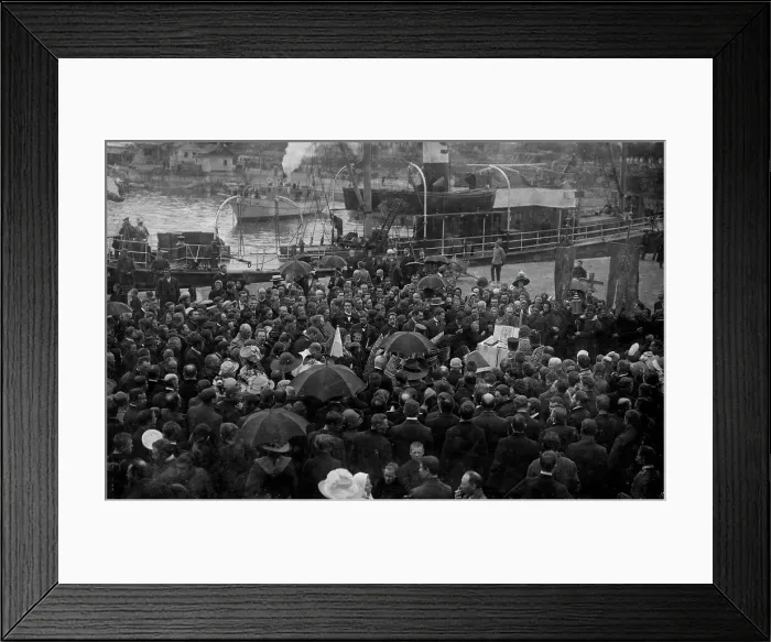 Framed Print : Seeing off the Expedition on the Pier, 1912. Creator: Nikolay Vasilyevich Pinegin Framed Print : Seeing off the Expedition on the Pier, 1912. Creator: Nikolay Vasilyevich Pinegin