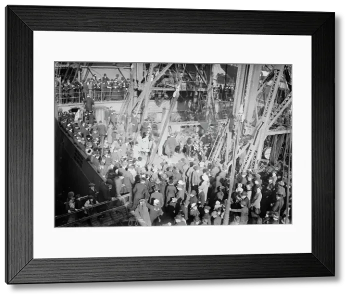 Framed Print : On U.S.S. Jason, 14 Nov 1914 (date created and published later). Creator: Bain News Service Framed Print : On U.S.S. Jason, 14 Nov 1914 (date created and published later). Creator: Bain News Service