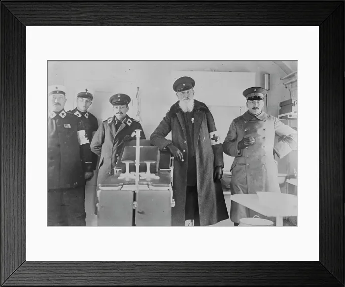 Framed Print : Staff of Kaiserin's Hospital train, Dr. Israels, between c1914 and c1915. Creator: Bain News Service Framed Print : Staff of Kaiserin's Hospital train, Dr. Israels, between c1914 and c1915. Creator: Bain News Service