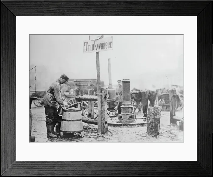 Framed Print : German Sanitary sign near Lodz, between 1914 and c1915. Creator: Bain News Service Framed Print : German Sanitary sign near Lodz, between 1914 and c1915. Creator: Bain News Service