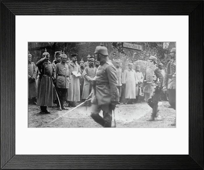 Framed Print : Kaiser, Crown Prince, & P'ce [i.e. Prince] Oscar at Crown Prince's Hdqrts. between 1914 and c1915. Creator: Bain News Service. Kaiser, Crown Prince, & P'ce [i.e. Prince] Oscar at Crown Prince's Hdqrts. between 1914 and c1915