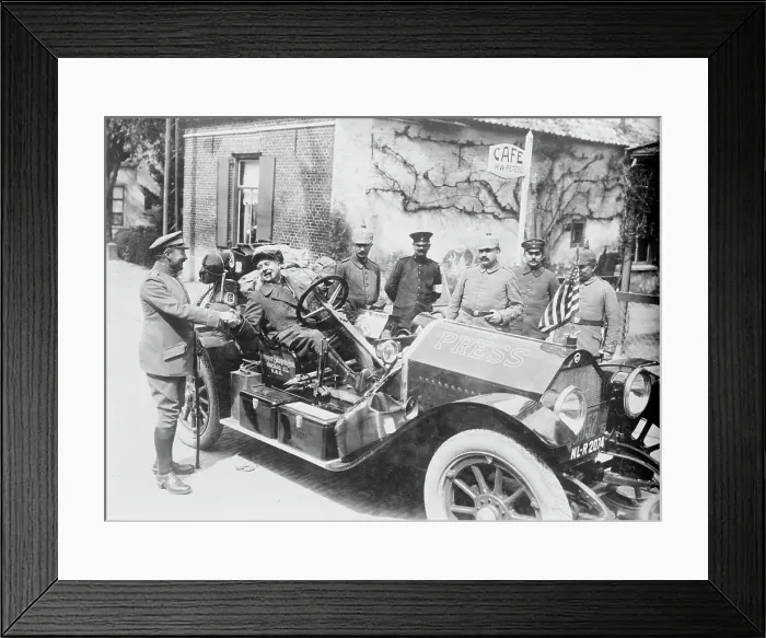 Framed Print : American War Correspondent, Germany, between c1915 and c1920. Creator: Bain News Service Framed Print : American War Correspondent, Germany, between c1915 and c1920. Creator: Bain News Service