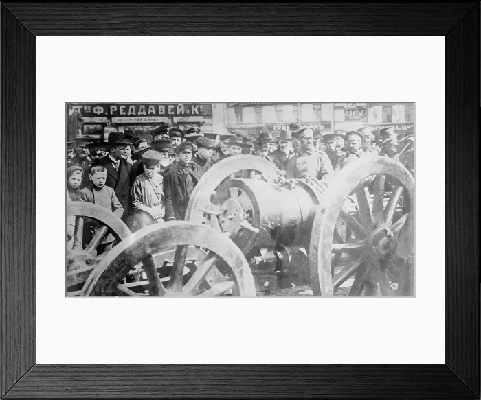 Framed Print : Austrian 24 cm. mortar captured by Russians, between 1914 and c1915. Creator: Bain News Service Framed Print : Austrian 24 cm. mortar captured by Russians, between 1914 and c1915. Creator: Bain News Service
