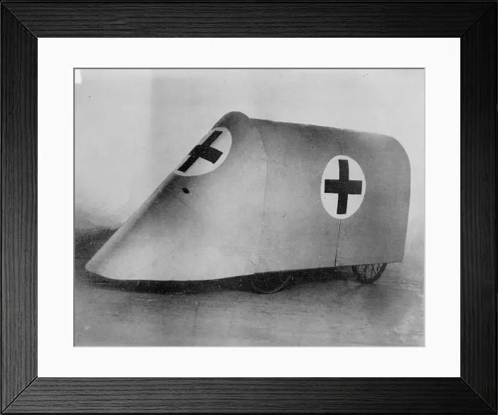 Framed Print : A red cross moving Fort'. For rescuing between trenches, between 1914 and c1915. Creator: Bain News Service. A red cross moving Fort'. For rescuing between trenches, between 1914 and c1915. Creator: Bain News Service Framed Print : A red cross moving Fort'. For rescuing between trenches, between 1914 and c1915. Creator: Bain News Service. A red cross moving Fort'. For rescuing between trenches, between 1914 and c1915. Creator: Bain News Service