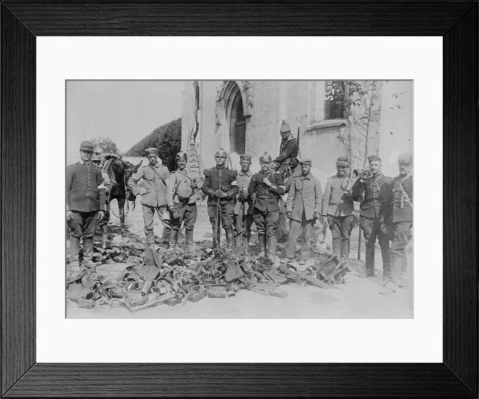 Framed Print : [Neufmont]iers, [F.], looking at battlefield booty, between c1914 and c1915. Creator: Bain News Service