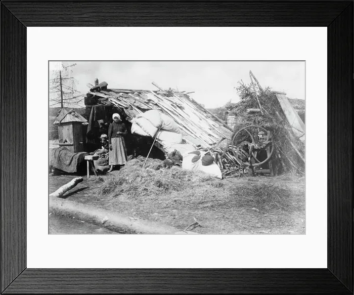 Framed Print : Russian Poles in war zone, between c1914 and c1915. Creator: Bain News Service Framed Print : Russian Poles in war zone, between c1914 and c1915. Creator: Bain News Service