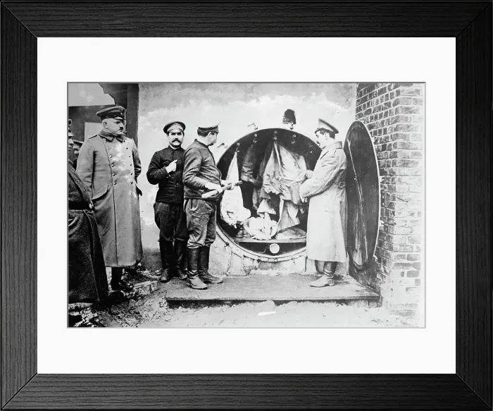 Framed Print : Disinfecting clothing of Russian prisoners, between 1914 and c1915. Creator: Bain News Service