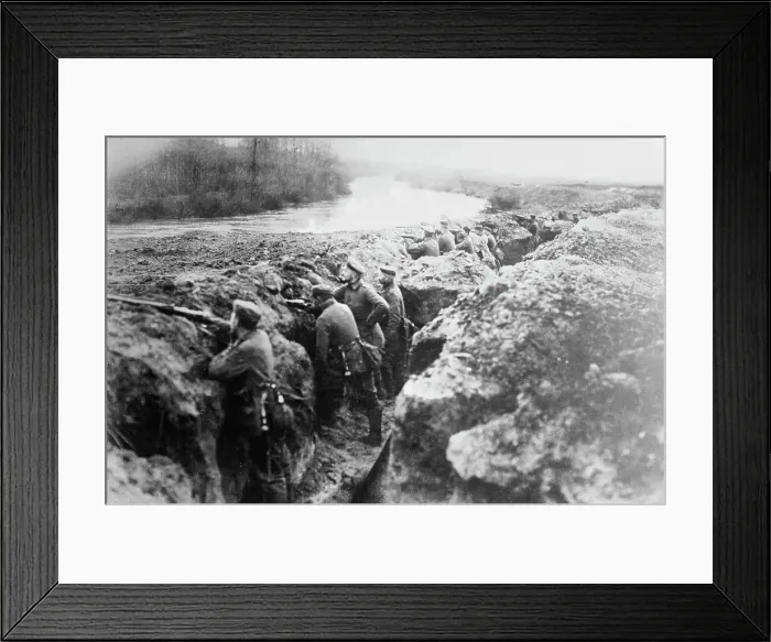 Framed Print : German trenches on the Aisne, between 1914 and c1915. Creator: Bain News Service Framed Print : German trenches on the Aisne, between 1914 and c1915. Creator: Bain News Service