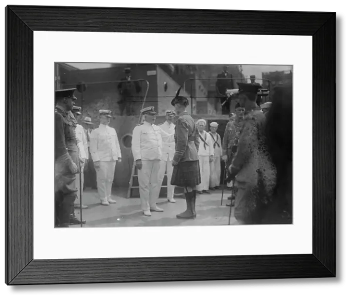 Framed Print : Captain Adams receiving Kilties on U.S.S. Recruit, July 1917. Creator: Bain News Service. Captain Adams receiving Kilties on U.S.S. Recruit, July 1917. Creator: Bain News Service Framed Print : Captain Adams receiving Kilties on U.S.S. Recruit, July 1917. Creator: Bain News Service. Captain Adams receiving Kilties on U.S.S. Recruit, July 1917. Creator: Bain News Service
