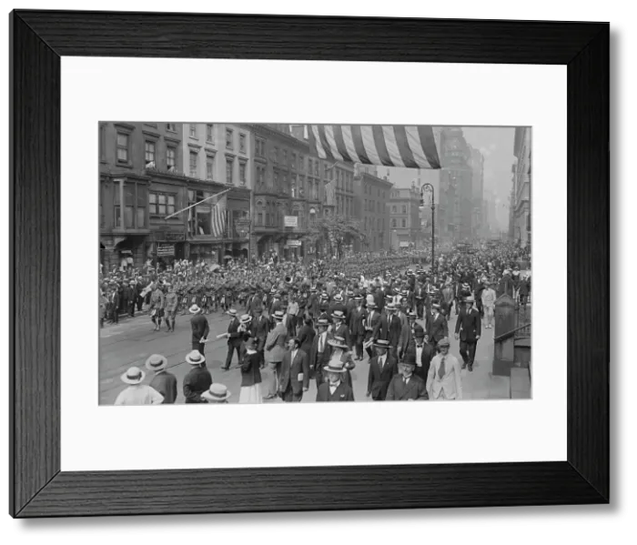 Framed Print : Kilties in New York, July 1917. Creator: Bain News Service Framed Print : Kilties in New York, July 1917. Creator: Bain News Service