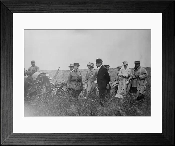 Framed Print : Mrs. Anna Dike & Anne Morgan, between c1915 and 1918. Creator: Bain News Service. Mrs. Anna Dike & Anne Morgan, between c1915 and 1918. Creator: Bain News Service Framed Print : Mrs. Anna Dike & Anne Morgan, between c1915 and 1918. Creator: Bain News Service. Mrs. Anna Dike & Anne Morgan, between c1915 and 1918. Creator: Bain News Service