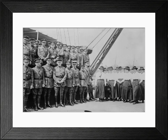 Framed Print : U.S. doctors & nurses in Japan, 1917. Creator: Bain News Service. U.S. doctors & nurses in Japan, 1917. Creator: Bain News Service Framed Print : U.S. doctors & nurses in Japan, 1917. Creator: Bain News Service. U.S. doctors & nurses in Japan, 1917. Creator: Bain News Service