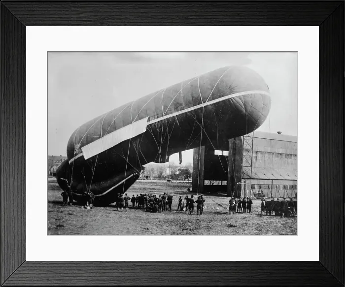 Framed Print : Observation balloon, U.S.A. 9 Dec 1917. Creator: Bain News Service Framed Print : Observation balloon, U.S.A. 9 Dec 1917. Creator: Bain News Service
